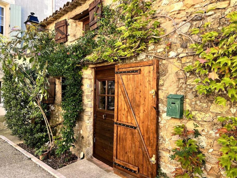 La Maison De Blanche Neige Assignan Exterior photo